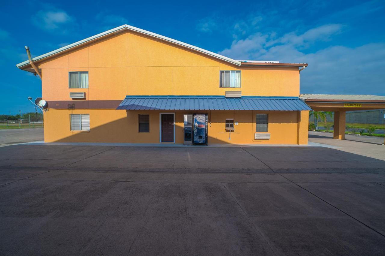 Texas Inn San Benito Near Harlingen Luaran gambar