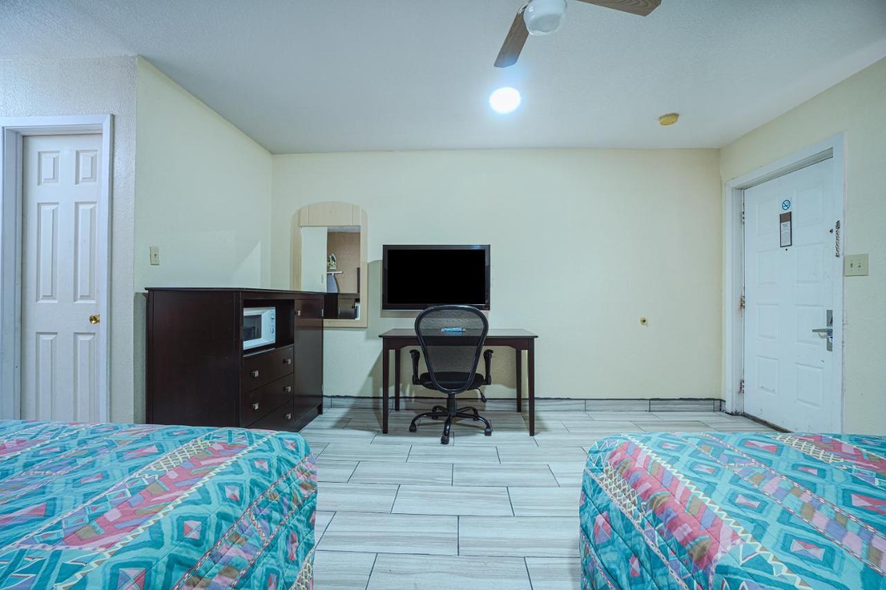 Texas Inn San Benito Near Harlingen Luaran gambar