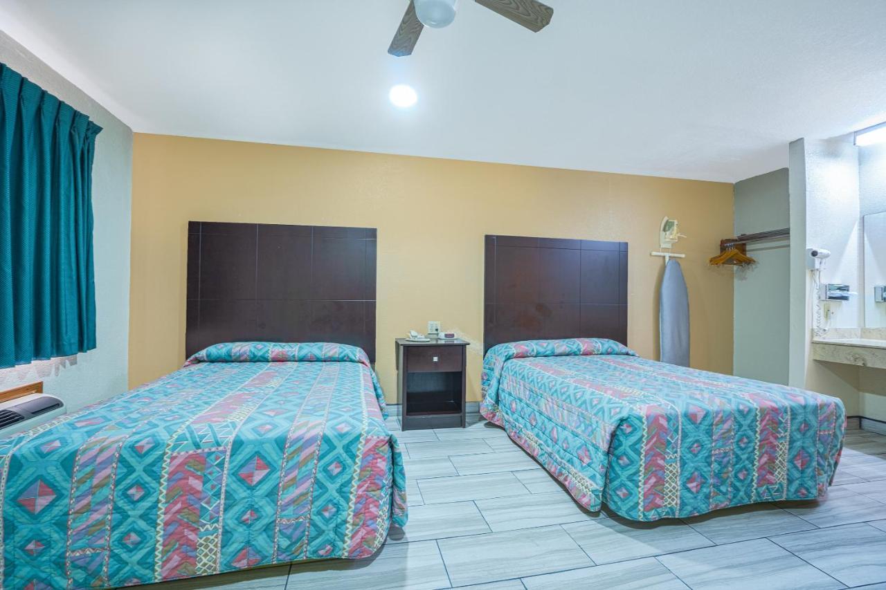 Texas Inn San Benito Near Harlingen Luaran gambar